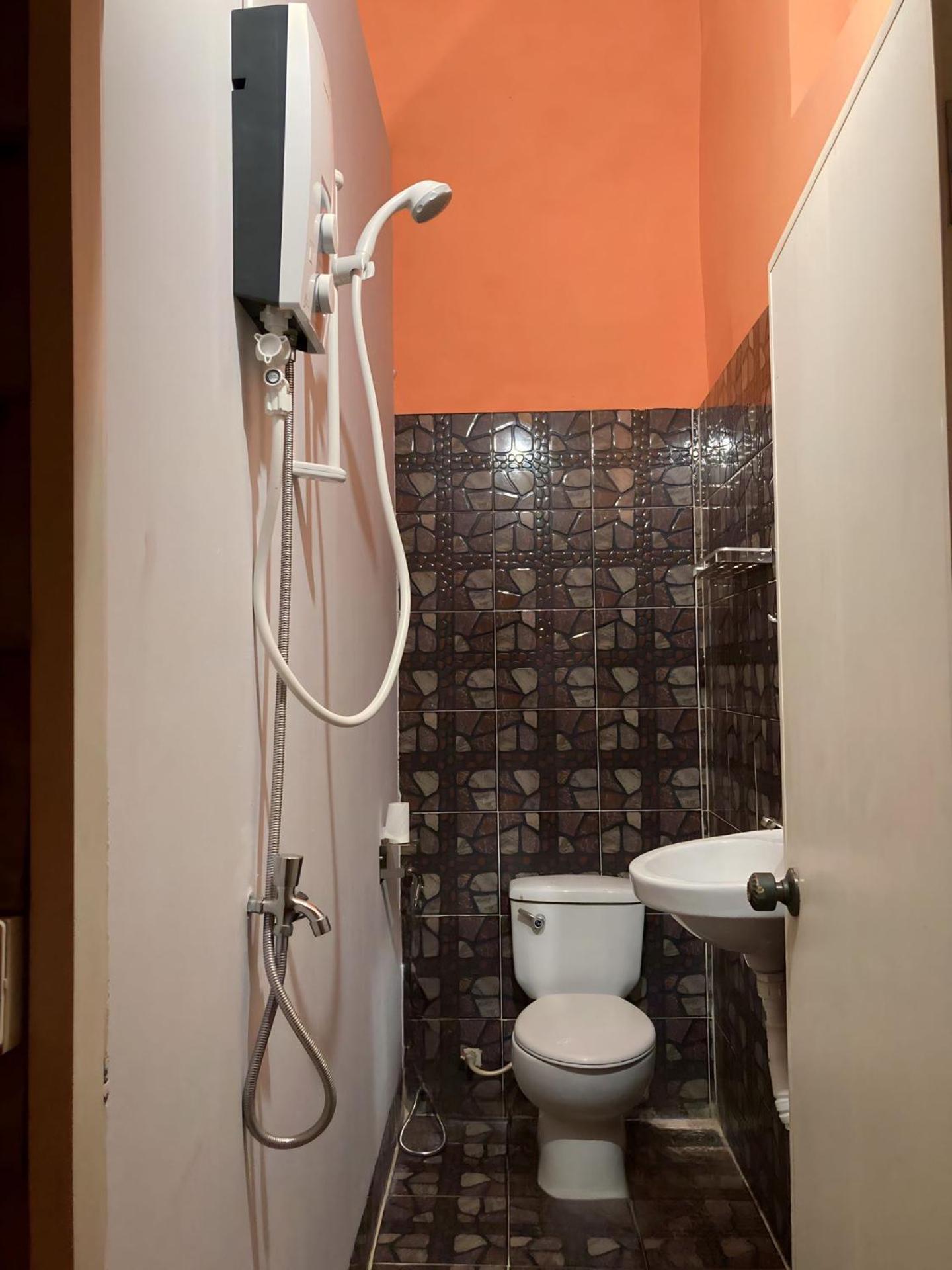 Ganesha Hostel Battambang Exterior photo